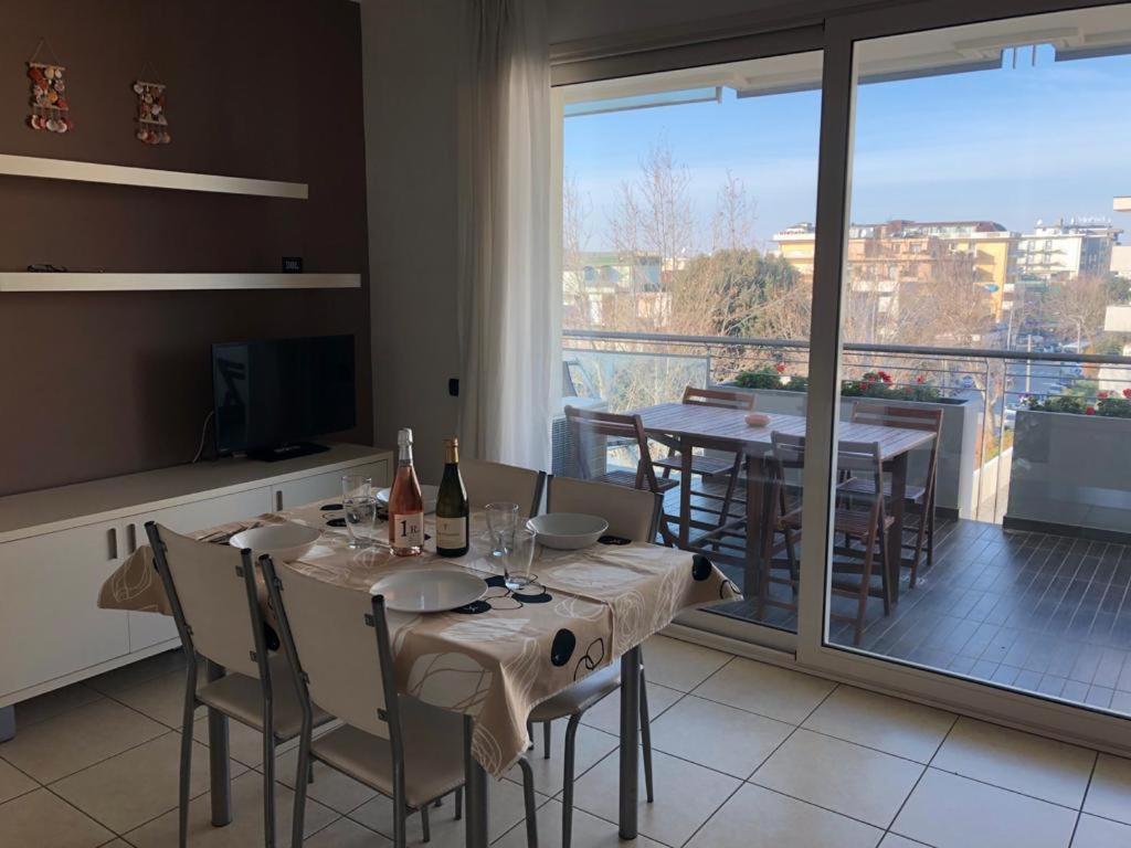 Brezza Da Mare Apartment Rimini Luaran gambar