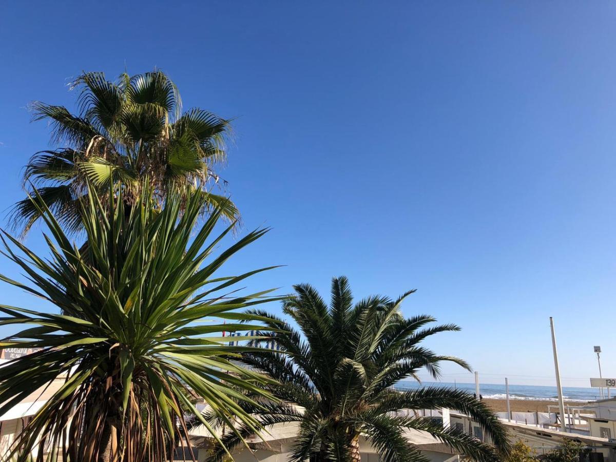 Brezza Da Mare Apartment Rimini Luaran gambar