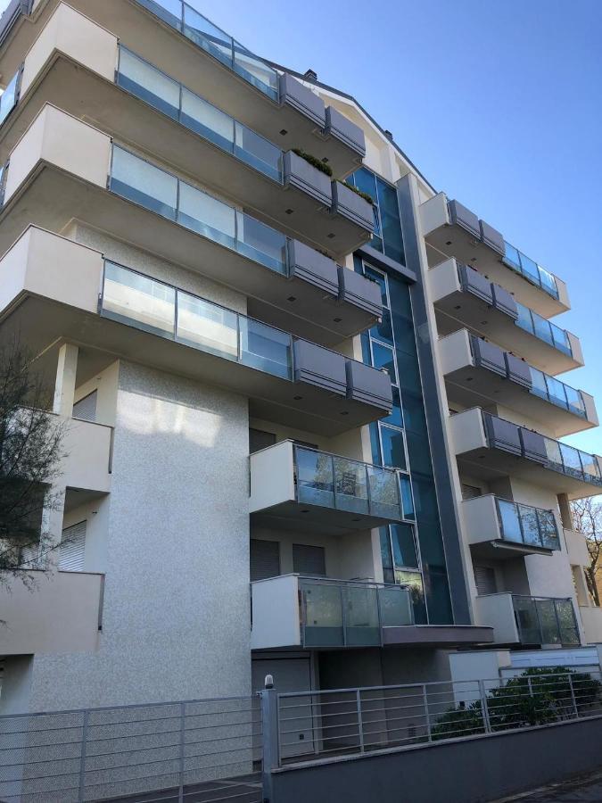Brezza Da Mare Apartment Rimini Luaran gambar